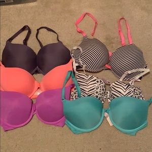 6- VS PINK BRAS